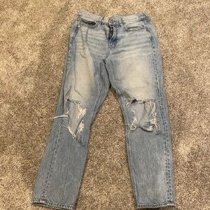 american eagle ripped jeans size 6